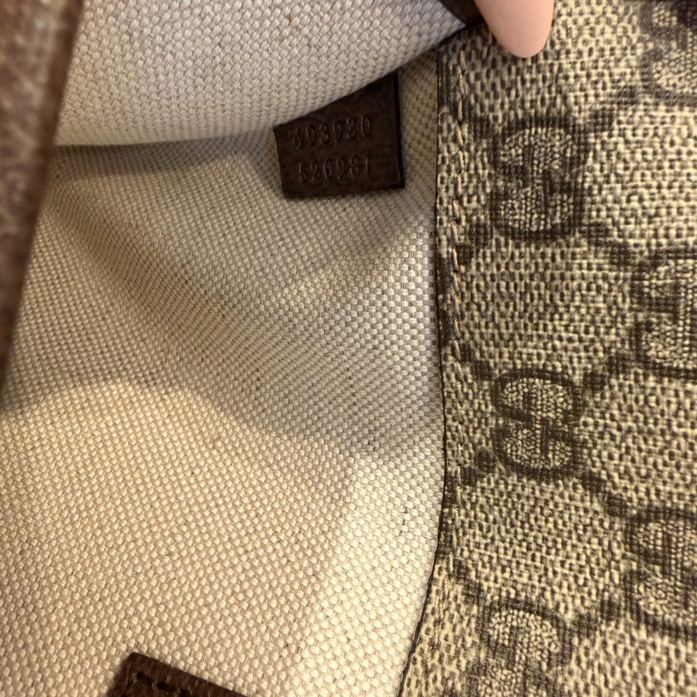 Gucci GG Web Supreme Canvas Crossbody Belt Bag - Picture 5 of 7